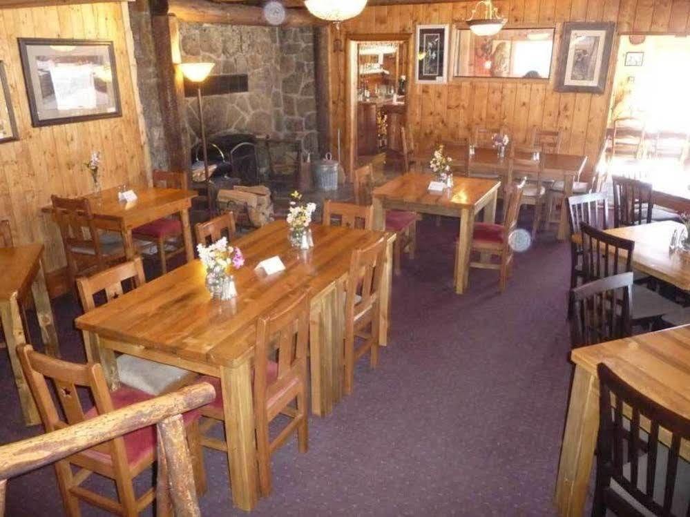 The Twin Lakes Inn Bagian luar foto