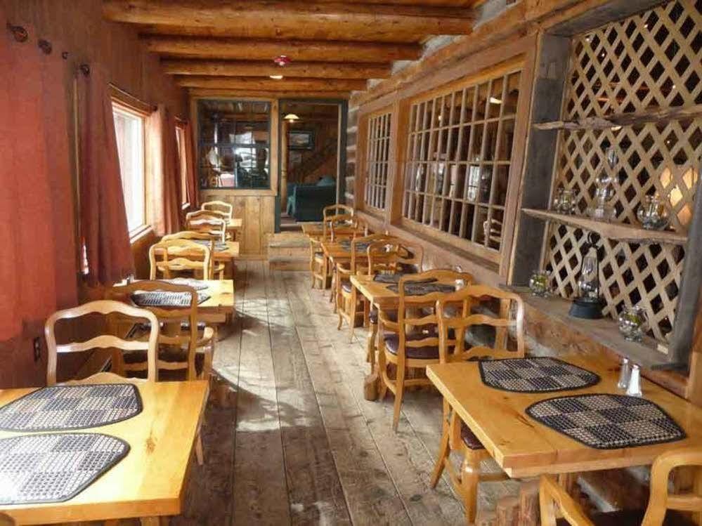 The Twin Lakes Inn Bagian luar foto